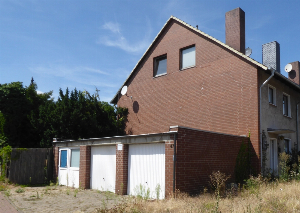 Reihenendhaus mit großem Grundstück
in Berenbostel