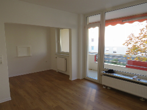 3 - Zimmerwohnung im Plutohof/Marienwerder/Stadtgrenze Garbsen
1. OG mit Westbalkon