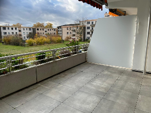 Provisionsfrei
Berenbostel / Lange Straße
3 - 4 Zi-ETW mit großer Loggia
im I. OG