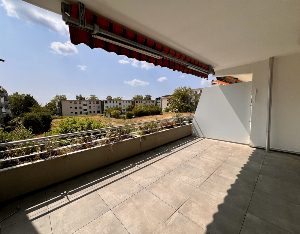 Provisionsfrei
Berenbostel / Lange Straße
3 - 4 Zi-ETW mit großer Loggia
und TG-Einstellplatz