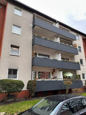 3-Zi-Wohnung im 3.OG mit Balkon und Garage in Langenhagen