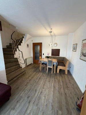 Klein - Fein - Mein
Reihenmittelhaus im Märchenviertel  von Garbsen mit Garage