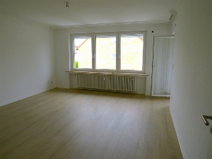 renovierte 3-Zi-Wohnung im 1. OG 
mit Balkon und Stellplatz
in Letter
